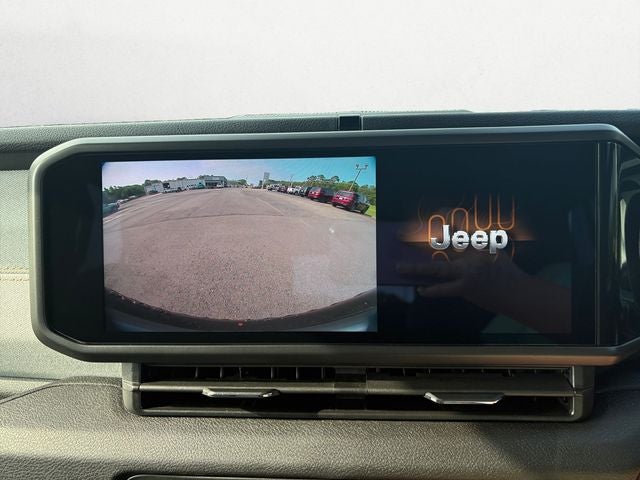 2026 Jeep Wrangler 4-Door Sport RHD 4x4