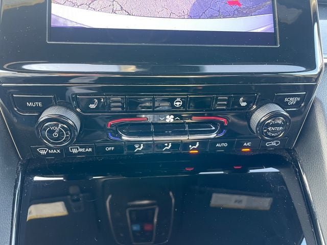 2022 Jeep Grand Cherokee L Altitude 4x2