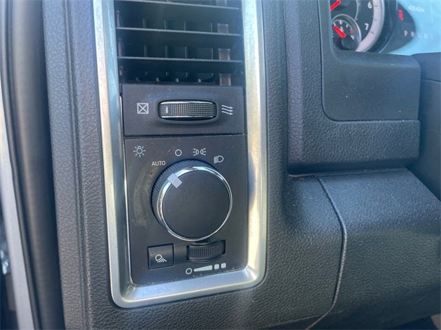 2024 RAM 1500 Classic Warlock Crew Cab 4x4 5'7' Box