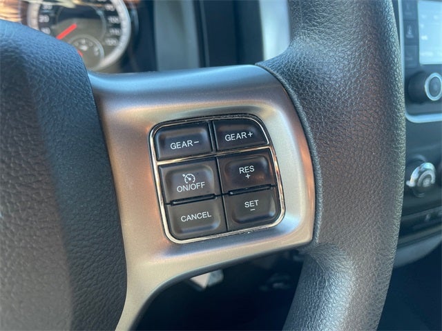 2024 RAM 1500 Classic Warlock Crew Cab 4x4 5'7' Box