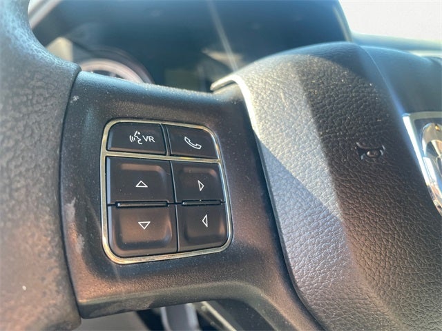 2019 RAM 1500 Classic SLT Crew Cab 4x4 6'4' Box