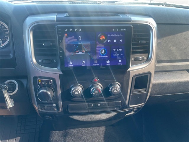 2019 RAM 1500 Classic SLT Crew Cab 4x4 6'4' Box