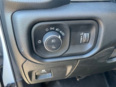 2023 RAM 1500 Lone Star Crew Cab 4x4 5'7' Box