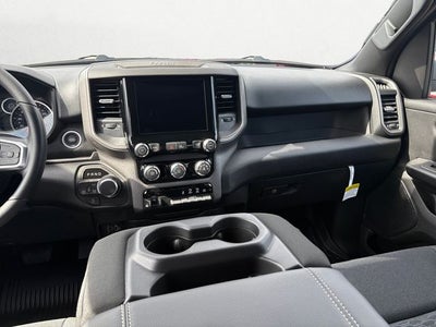 2026 RAM Ram 1500 RAM 1500 TRADESMAN CREW CAB 4X4 5'7' BOX