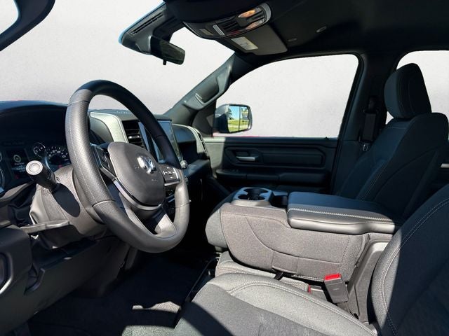 2026 RAM Ram 1500 RAM 1500 TRADESMAN CREW CAB 4X4 5'7' BOX
