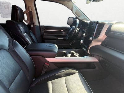 2022 RAM 1500 Laramie Crew Cab 4x4 5'7' Box