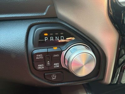 2022 RAM 1500 Laramie Crew Cab 4x4 5'7' Box