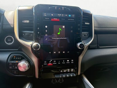2022 RAM 1500 Laramie Crew Cab 4x4 5'7' Box
