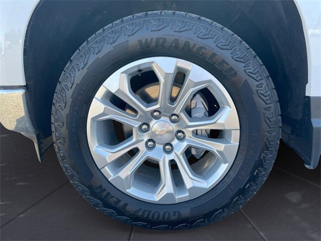 2024 Chevrolet Silverado 1500 4WD Crew Cab Short Bed LTZ