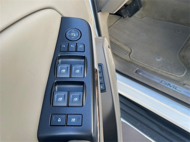 2017 GMC Yukon XL SLT