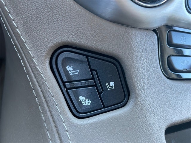 2017 GMC Yukon XL SLT