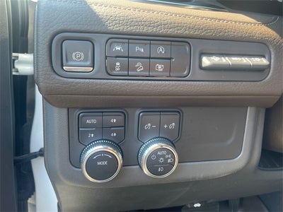 2023 GMC Yukon XL 4WD Denali