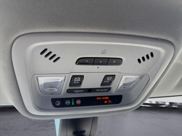 2021 Chevrolet Traverse FWD Premier