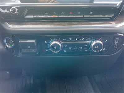 2025 GMC Sierra 1500 4WD Double Cab Standard Box Elevation with 3VL