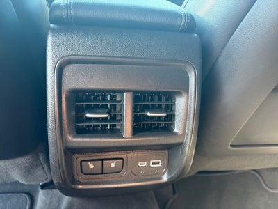 2024 Cadillac XT4 AWD Premium Luxury