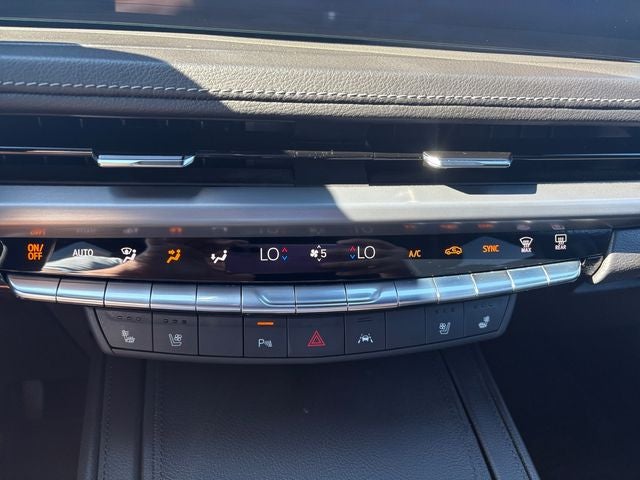 2024 Cadillac XT4 AWD Premium Luxury