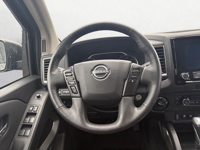 2022 Nissan Frontier Crew Cab SV 4x4