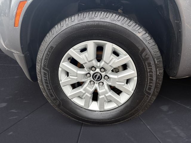 2022 Nissan Frontier Crew Cab SV 4x4