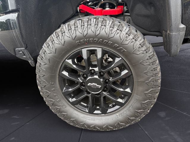 2025 Chevrolet Silverado 2500HD 4WD Crew Cab Standard Bed LTZ
