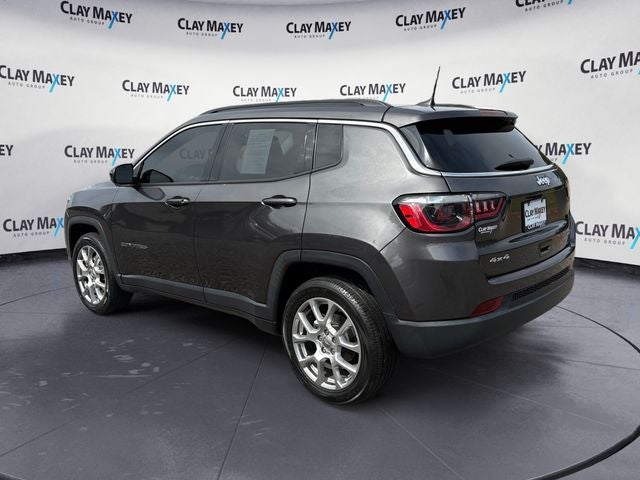 2022 Jeep Compass Latitude Lux 4x4
