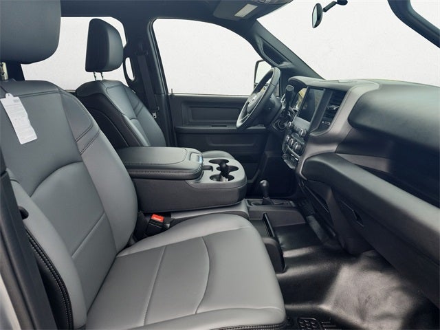 2024 RAM 3500 Tradesman Crew Cab 4x4 8' Box