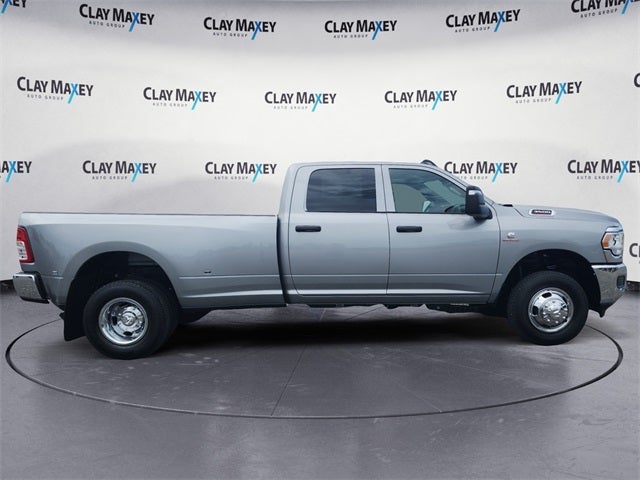 2024 RAM 3500 Tradesman Crew Cab 4x4 8' Box