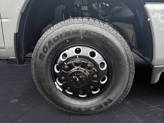 2027 RAM Ram 3500 RAM 3500 BIG HORN CREW CAB 4X4 8' BOX