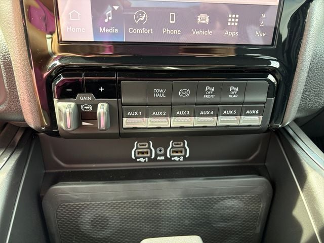 2026 RAM 3500 RAM 3500 BIG HORN CREW CAB 4X4 8' BOX