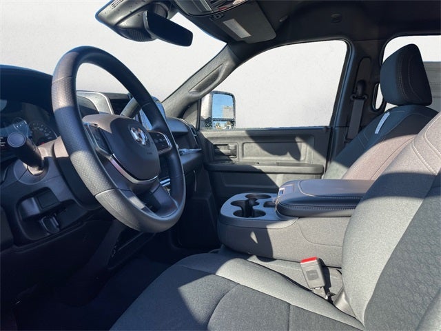 2026 RAM 2500 RAM 2500 TRADESMAN CREW CAB 4X4 6'4' BOX