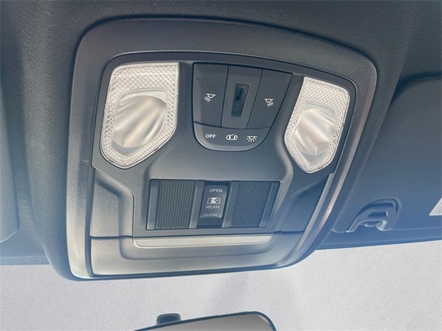 2023 RAM 2500 Tradesman Crew Cab 4x4 6'4' Box