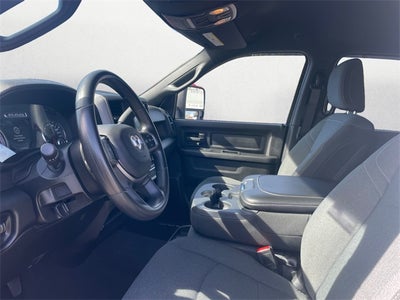 2023 RAM 2500 Tradesman Crew Cab 4x4 6'4' Box