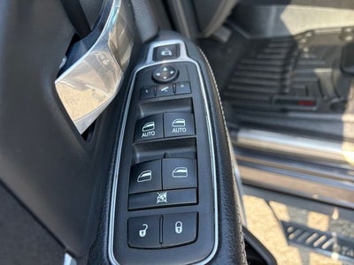2022 RAM 2500 Laramie Crew Cab 4x4 6'4' Box