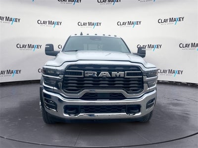 2026 RAM Ram 5500 Chassis Cab RAM 5500 TRADESMAN CHASSIS CREW CAB 4X4 60' CA