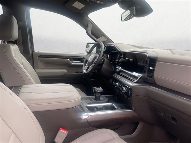 2023 GMC Sierra 1500 4WD Crew Cab Short Box SLT