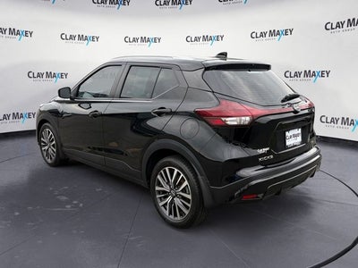 2022 Nissan Kicks SV Xtronic CVT