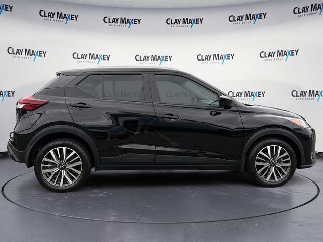 2022 Nissan Kicks SV Xtronic CVT