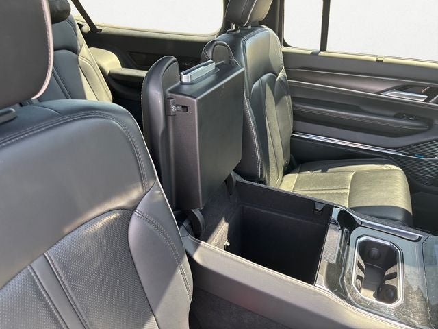 2024 Jeep Grand Wagoneer L Series II