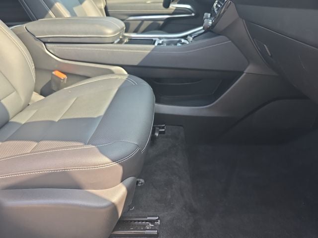 2025 Chevrolet Traverse LT 2LT