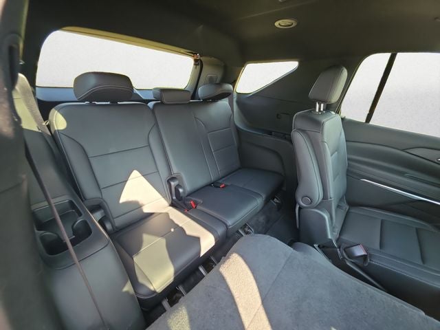 2025 Chevrolet Traverse LT 2LT