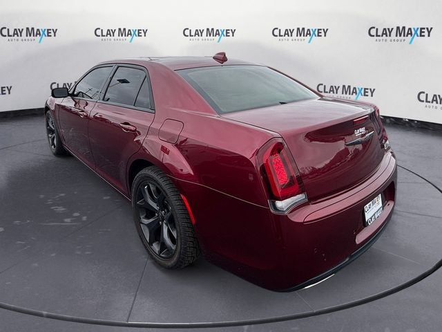 2021 Chrysler 300 S