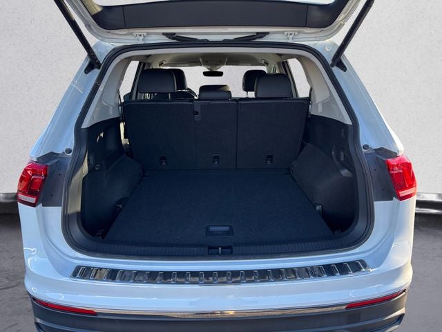 2024 Volkswagen Tiguan 2.0T Wolfsburg Edition