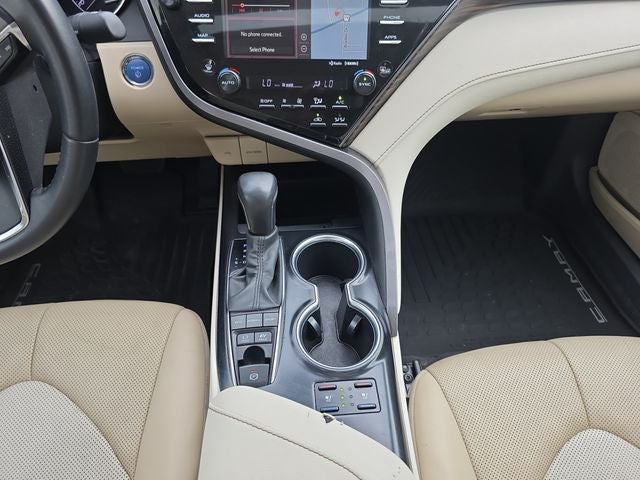 2020 Toyota Camry Hybrid XLE