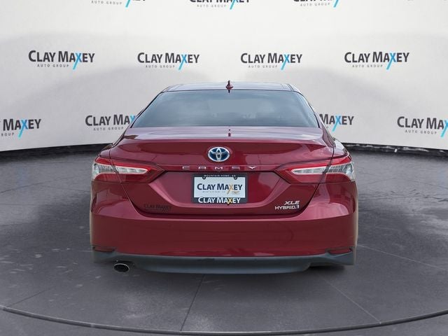 2020 Toyota Camry Hybrid XLE