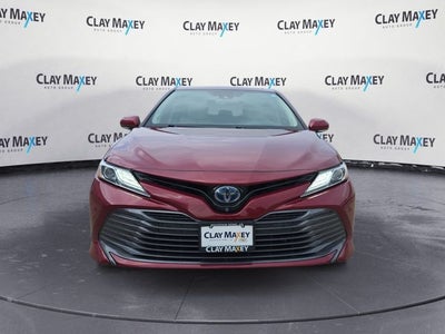 2020 Toyota Camry Hybrid XLE