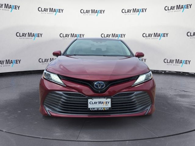 2020 Toyota Camry Hybrid XLE