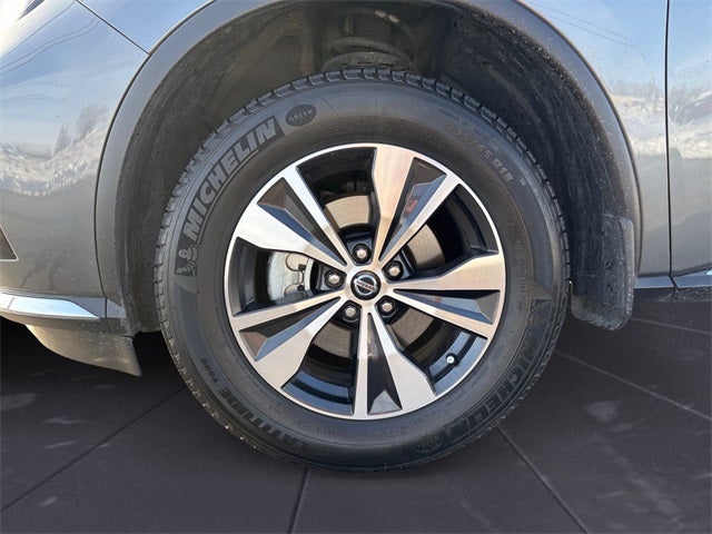 2022 Nissan Murano SV