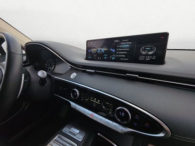 2025 Genesis GV70 2.5T