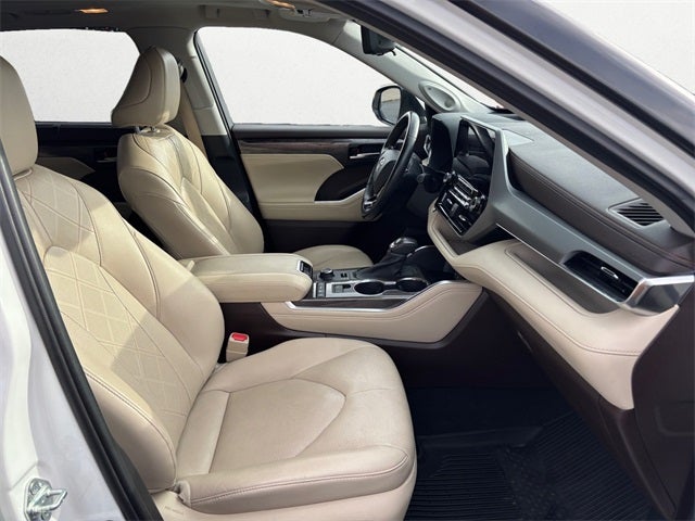 2021 Toyota Highlander Platinum