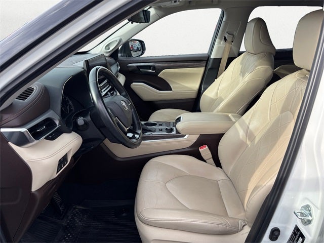 2021 Toyota Highlander Platinum