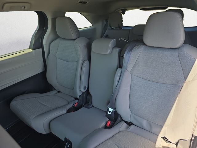 2024 Toyota Sienna LE 8 Passenger